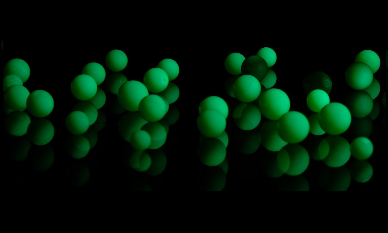 Various Nano-/Microparticles for your application  <br />  NEW: Corona-Virus like fluorescent particles for tracer experiments